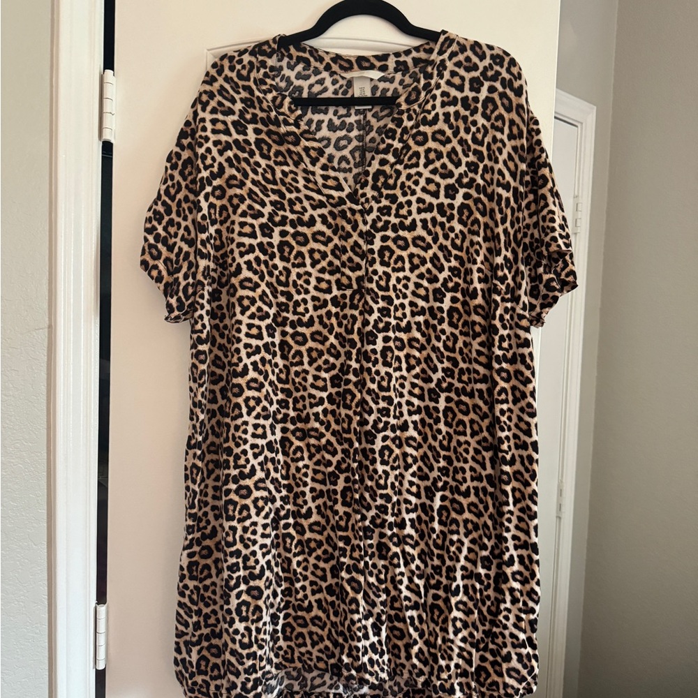 H&M Leopard Print V-Neck Tunic - Tan & Black